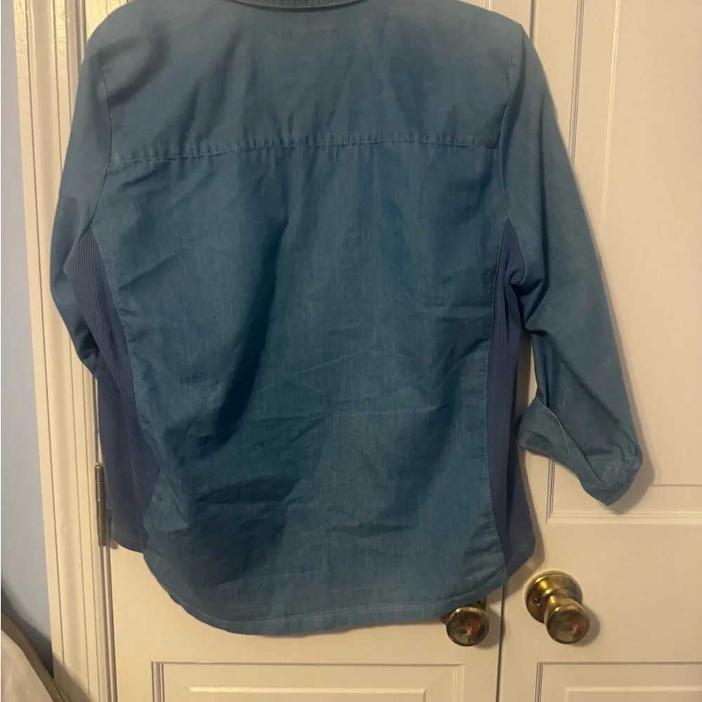 Croft & Barrow Light Blue Denim Shirt. Cute , Classic & Timeless. XL - Picture 5 of 9